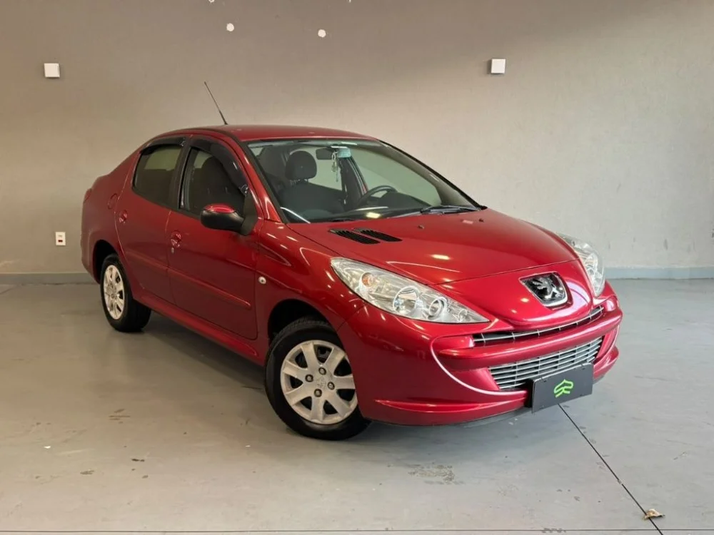 Peugeot 207 Sedan Passion XR 1.4 Flex 8V 4p