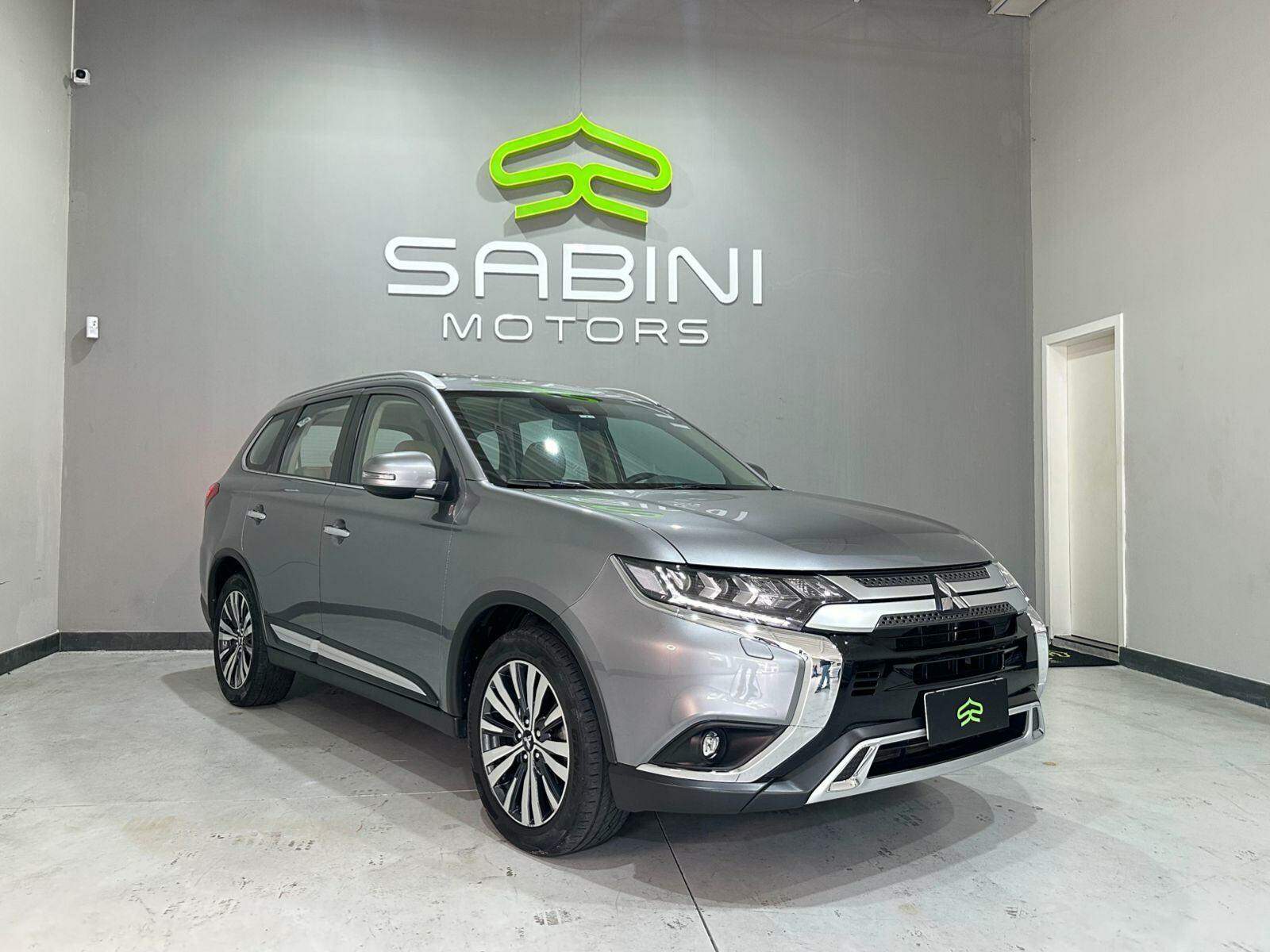 Mitsubishi Outlander HPE-S 2.2 Diesel 4x4 Aut.  2022