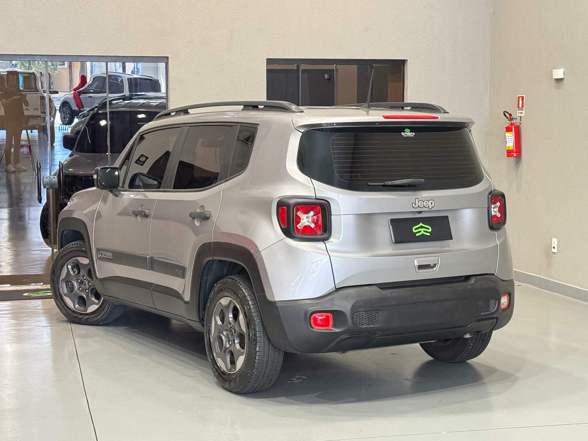 Jeep Renegade 4x2 Flex 16V Aut.  2020