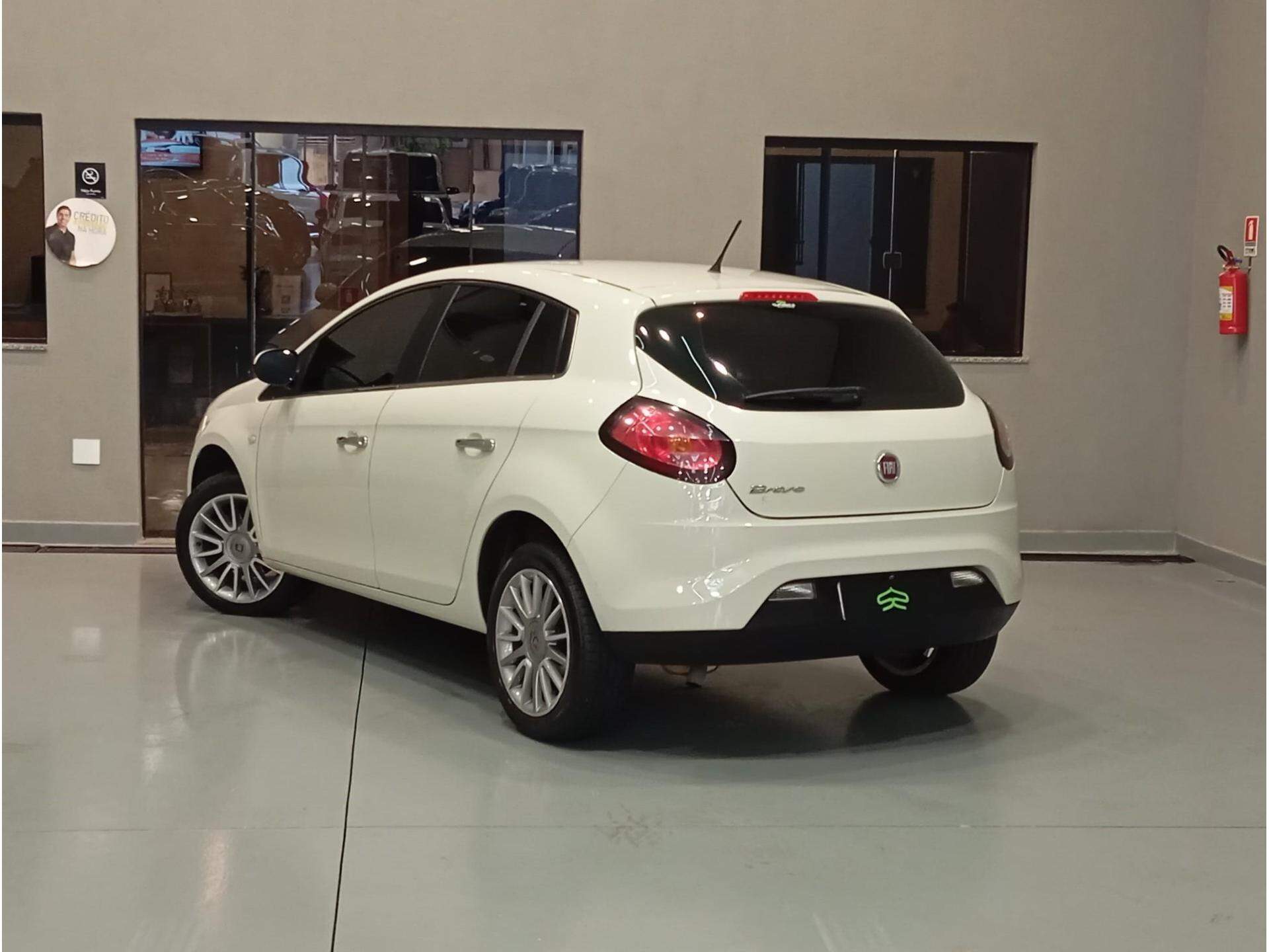 Fiat Bravo ESSENCE 1.8 Flex 16V 5p  2014